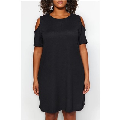 Siyah A-line Cut-Out Detaylı Yazlık Örme Büyük Beden Elbise TBBSS22EL2986