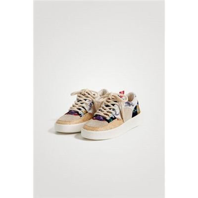 Zapatilla patch con rafia