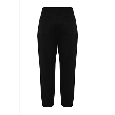 Siyah Yüksek Bel Mom Fit Jeans TBBSS23CJ00038