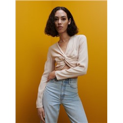 Bluse mit dekorativem Knotendetail