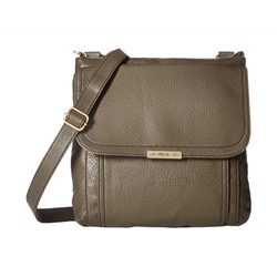 Relic Kenna Top Zip Crossbody