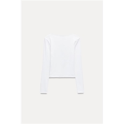 T-SHIRT WITH BOW PRINT