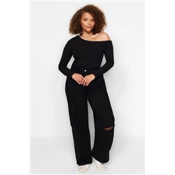 Siyah Fitted/Vücuda Oturan Omzu Açık Fitilli Pamuklu Esnek Örme Bluz TBBAW24AF00002