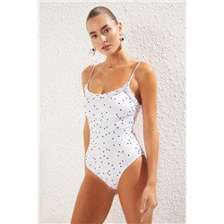 TRENDYOLMİLLA Puantiyeli Kare Yaka Fırfırlı Dokulu Regular Mayo TBESS25MA00032