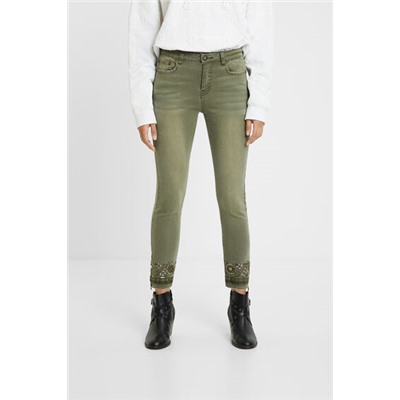 Pantalón vaquero skinny exótico