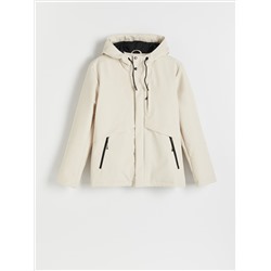 Jacke mit Kapuze