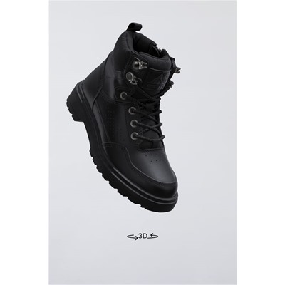 MOUNTAIN BOOTS
