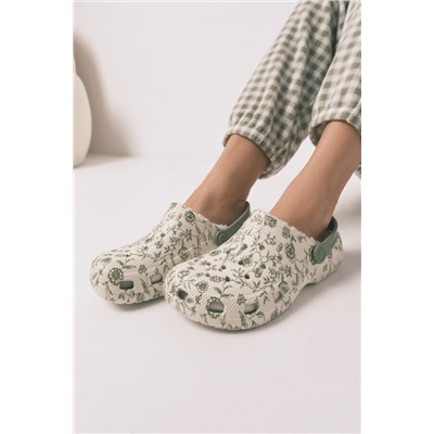 Zapatillas casa zuecos flores verde