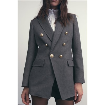 DOUBLE-BREASTED BUTTONED BLAZER