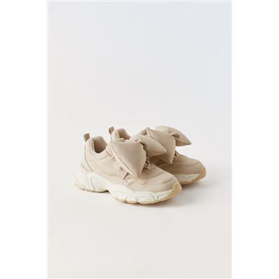 SNEAKERS WITH BOW