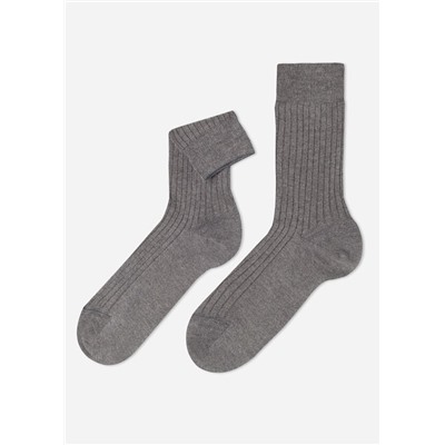 Kurze gerippte Herrensocken mit Cashmere