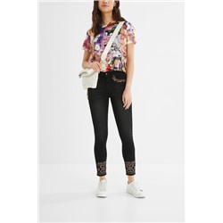 Vaquero skinny bordado