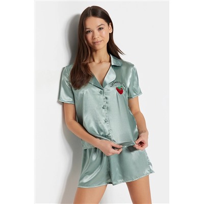 TRENDYOLMİLLA Mint Nakışlı Saten Gömlek-Şort Dokuma Pijama Takımı THMSS22PT0395