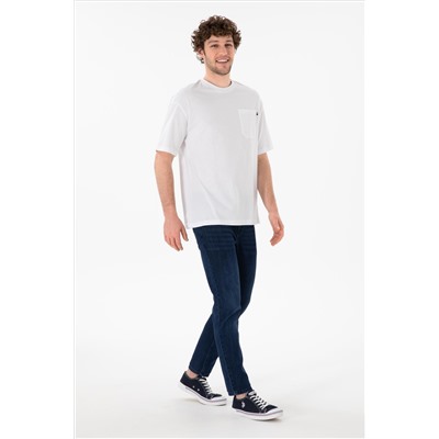 Erkek Comfort Fit Bisiklet Yaka Beyaz Tişört