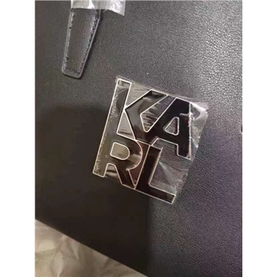 Женская сумка Karl Lagerfeld, экспортный магазин   Материал - коровья кожа