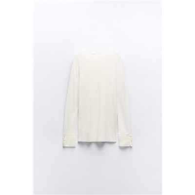 TOP WITH SHIRT CUFFS AND BUTTONS