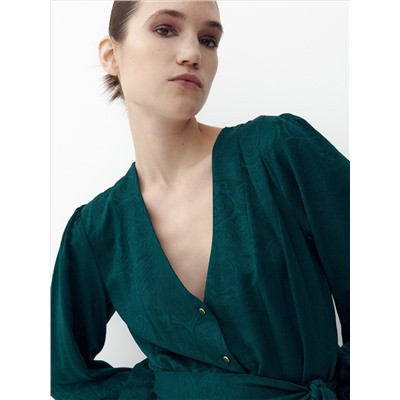Kleid mit hohem Viskoseanteil