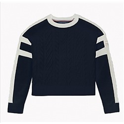 ESSENTIAL CABLE-KNIT SWEATER