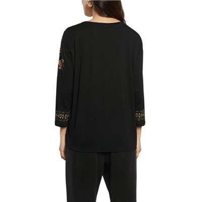Camiseta mandala tachuelas