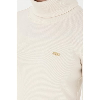 Kadın Krem Balıkçı Yaka Sweatshirt