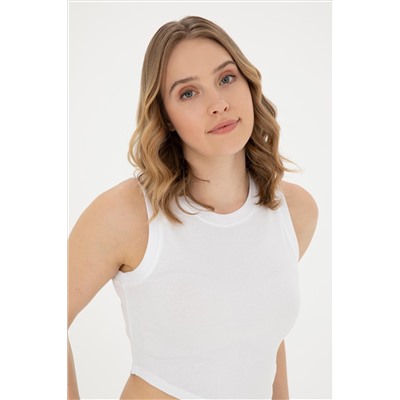Kadın Beyaz Bisiklet Yaka Crop Basic Tişört