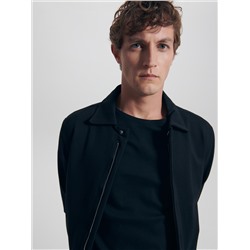 Jacke mit hohem Viskoseanteil