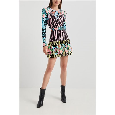 Vestido slim corto cebra