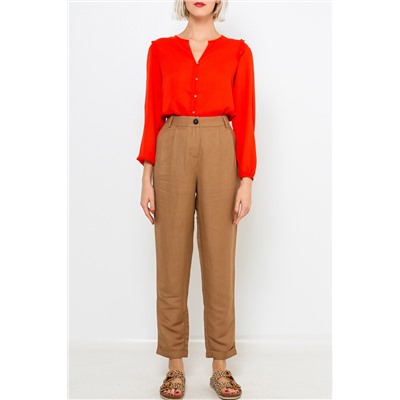 Pantalón carrot de lino Camel