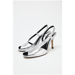 LEATHER OPEN-TOE SANDALS