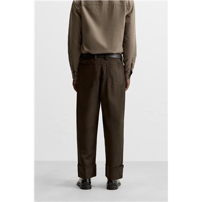 PANTALÓN BAJO CON VUELTA