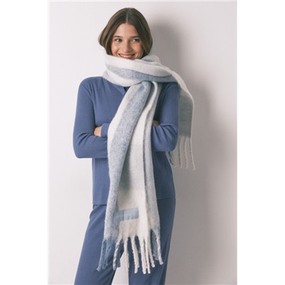 Bufanda efecto lana cuadros azul y blanco