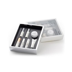 Набор из 7 средств GLAMOROUS BEAUTÈ EXCLUSIVE Giffarine /GIFFARINE GLAMOROUS BEAUTÈ EXCLUSIVE set (7 products)