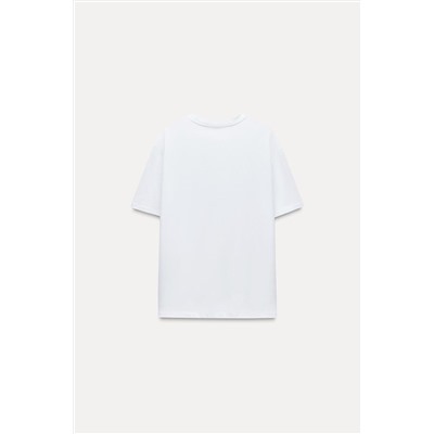 T-SHIRT WITH SWISS-EMBROIDERED POCKET