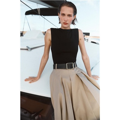 CONTRAST DRESS WITH SHOULDER PADS