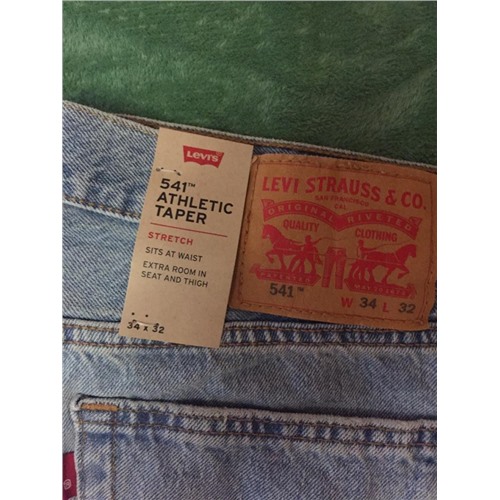 541™ Athletic Taper Men's Jeans Размер W 34, Размер L 32