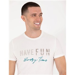 Ekru Slim Fit Baskılı Bisiklet Yaka Tişört