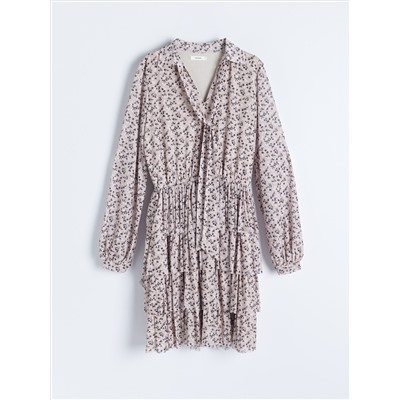 Kleid mit Rüschen