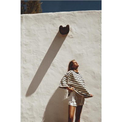 STRIPED OVERSIZE T-SHIRT