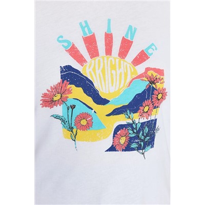 Beyaz Boyfriend Fit Bisiklet Yaka Baskılı %100 Pamuk Örme Büyük Beden T-Shirt TBBSS22TS1944