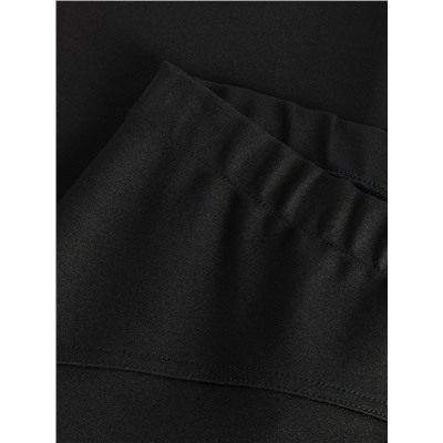 Hose mit ausgestelltem Bein