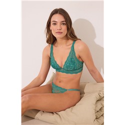 Braga brasileña tira encaje verde