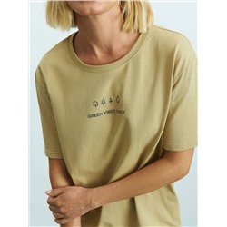 Классическая unisex-футболка полуприлегающего силуэта