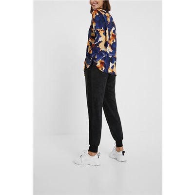 Blusa manga larga cuello pico