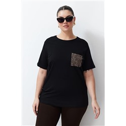 Siyah Oversize Animal Baskılı Cep etaylı %100 Pamuk Örme Büyük Beden T-shirt TBBSS24BF00059