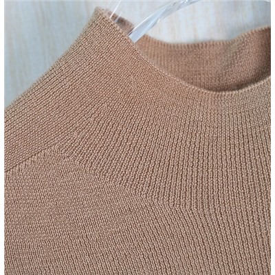 Женская водолазка из овечьей шерсти