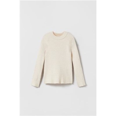 RIBBED KNIT SWEATER