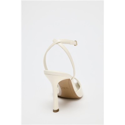 HEELED SANDALS WITH CUT-OUT DETAIL