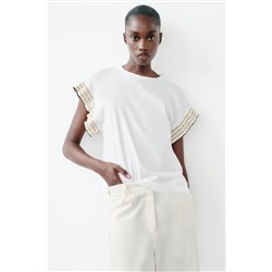 T-SHIRT EMBELLISHED WITH RHINESTONES