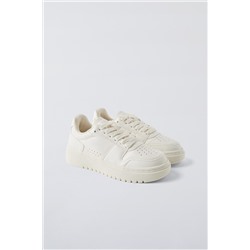 MINIMALIST LACE-UP SNEAKERS