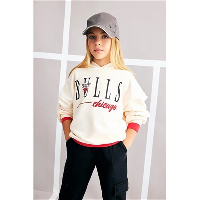 Defacto Kız Çocuk NBA Chicago Bulls Relax Fit Kapüşonlu Sweatshirt A7898A823AU